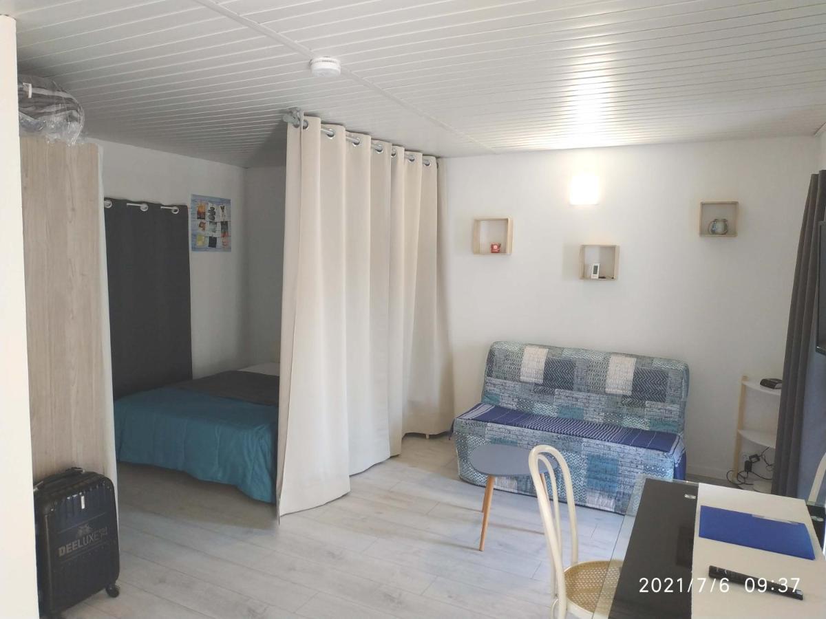 Appartement Centre Ville Du Boulou Pour 2 Adultes-2 Enfants- Check In 17H-21H--Juillet-Aout Reservation De 7 Jours Mini ル・ブールー エクステリア 写真